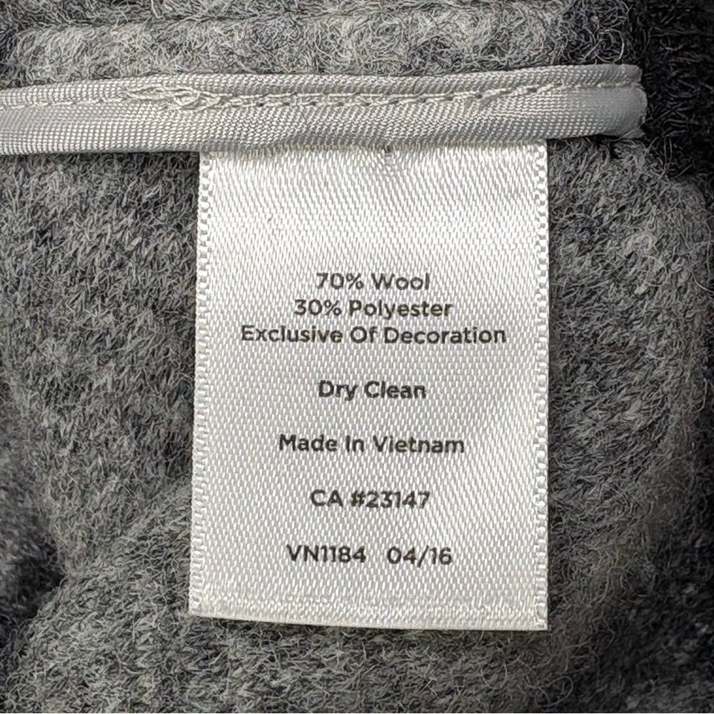 Talbots Wool Blend Gray Plaid Button Up Cape Poncho Coat XS Oversized - Picture 12 of 12